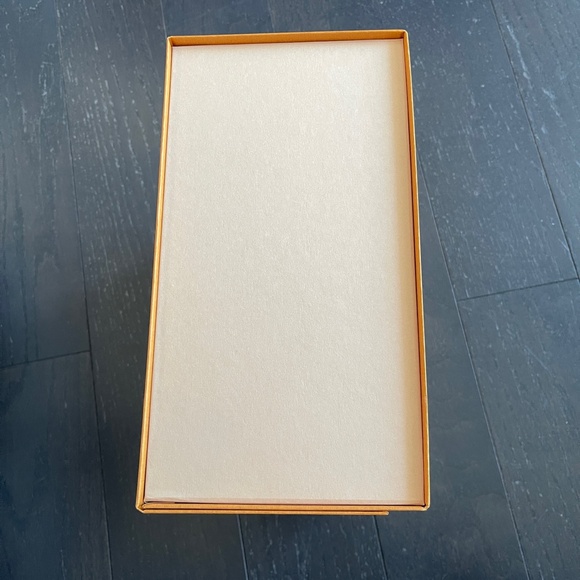 LOUIS VUITTON LV Gift Box Magnetic Empty Large Box storage decoration for bag - Picture 4 of 9